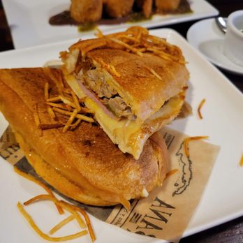 The Cuban - Cuban Near Me - Hoboken, New Jersey