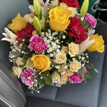 Santos Flowers - Florists Near Me - Santa Ana, California