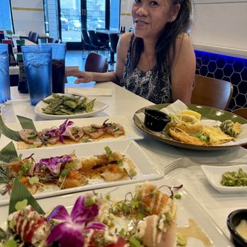 Hi 5 Sushi - This is how we roll - Japanese Near Me - Chandler, Arizona
