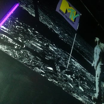 Deloreans - Dive Bars Near Me - McAllen, Texas Deloreans - Dive Bars Near Me - McAllen, Texas