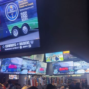 Buffalo Bros Sundance - Bar Area - Pizza Near Me - Fort Worth, Texas