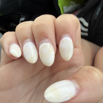 Grandlux Nail Salon - Yellow... - Nail Salons Near Me - Flower Mound, Texas