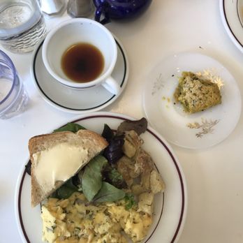 Juliet - Scrambles Eggs - Cafes Near Me - Somerville, Massachusetts