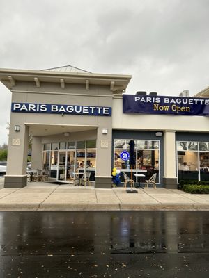 Paris Baguette by null