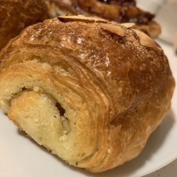 Iggy's Bread - Almond Croissants - Bakeries Near Me - Cambridge, Massachusetts Iggy's Bread - Almond Croissants - Bakeries Near Me - Cambridge, Massachusetts