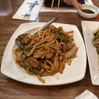 Raku Sushi Hibachi AYCE Buffet - Japanese Near Me - Duluth, Georgia