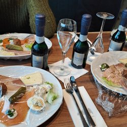 MS Helgoland - Sektfrühstück auf der MS Helgoland