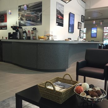 Herzog-Meier Mazda - Waiting area in service department - Car Dealers Near Me - Beaverton, Oregon Herzog-Meier Mazda - Waiting area in service department - Car Dealers Near Me - Beaverton, Oregon
