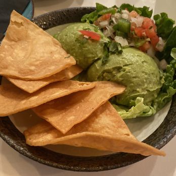 Curra’s Hyde Park - Guacamole - Mexican Near Me - Austin, Texas