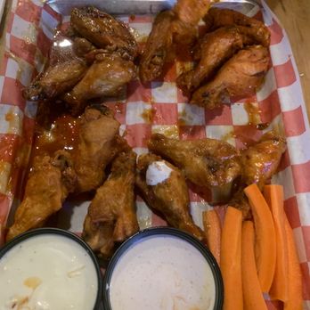 Hott Wings - Wings with 4 different sauces. - Chicken Wings Near Me - Edmond, Oklahoma Hott Wings - Wings with 4 different sauces. - Chicken Wings Near Me - Edmond, Oklahoma
