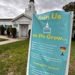 Little White Chapel Christian Church - Service time