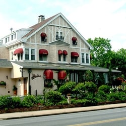Evviva Restaurant