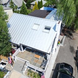 Perry's Roofing