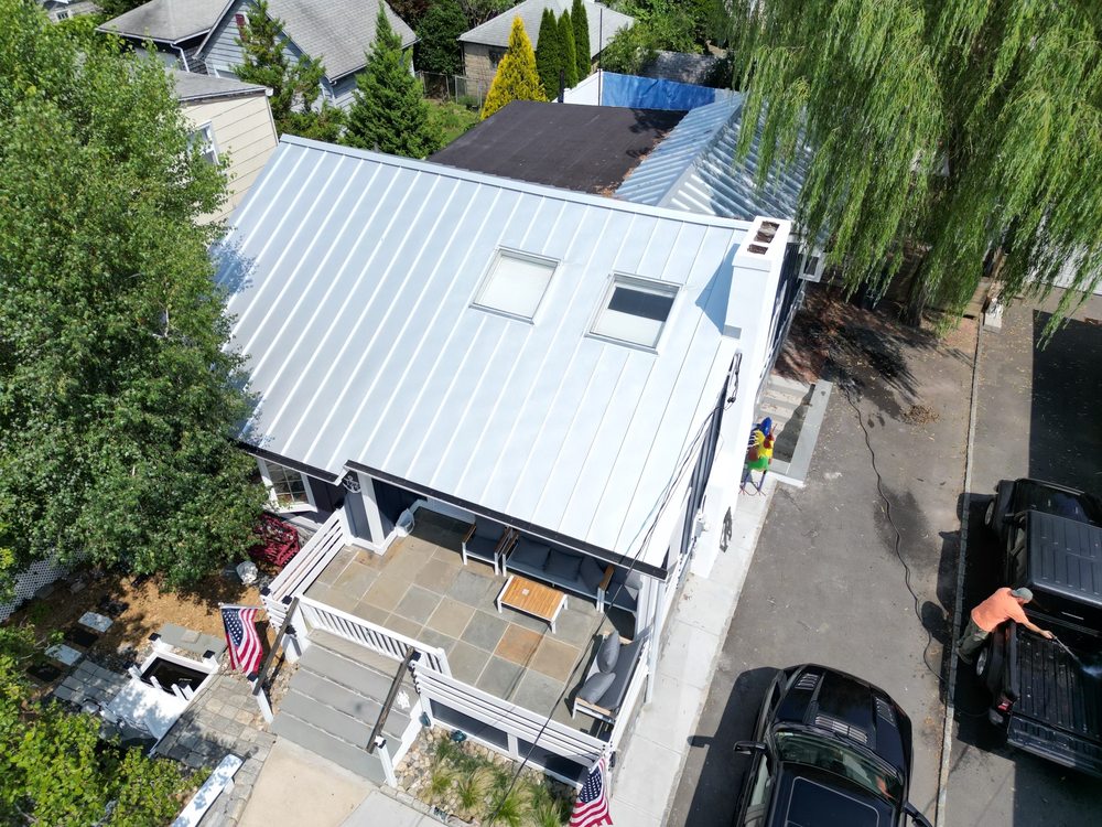 PERRY VERRONE ROOFING LLC