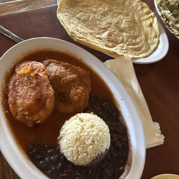 Real de Oaxaca - Chile rellenos de Queso - Mexican Near Me - Lynwood, California Real de Oaxaca - Chile rellenos de Queso - Mexican Near Me - Lynwood, California