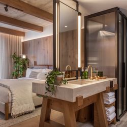 user provided 1 Hotel Nashville photo