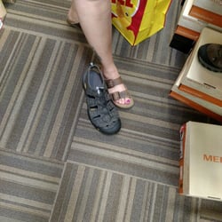 Fit To Be Tied - Size 17 on clearance