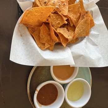 Taco Rosa - Chips with bean dip and jalapeno salsa - Mexican Near Me - Irvine, California Taco Rosa - Chips with bean dip and jalapeno salsa - Mexican Near Me - Irvine, California