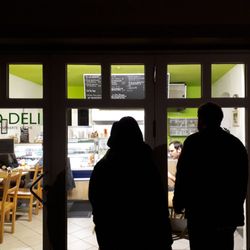 Dao Deli - Shop front