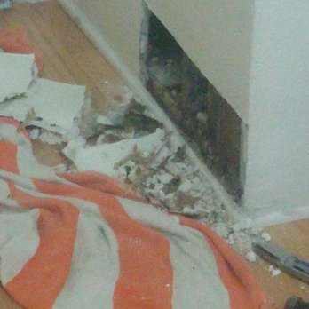 H & S Properties - Leaking wall then they just patch right over like nothing is wrong - Property Management Near Me - Ontario, California H & S Properties - Leaking wall then they just patch right over like nothing is wrong - Property Management Near Me - Ontario, California