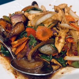 Sweet Basil Eggplant with chicken - so delicious that I cleaned the plate!