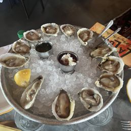HH Oysters HH Oysters
