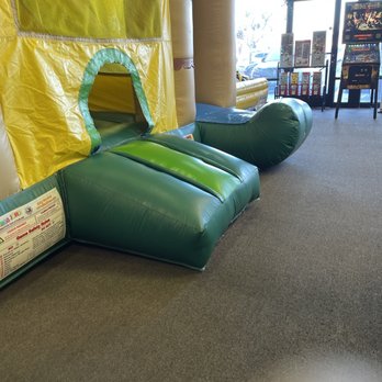 Jumper's Jungle - Jumpers - Kids Activities Near Me - Norwalk, California Jumper's Jungle - Jumpers - Kids Activities Near Me - Norwalk, California