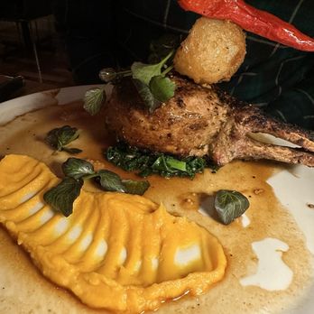 Leonessa - Pork chop with sweet potato puree - Salad Near Me - Yarmouth, Massachusetts Leonessa - Pork chop with sweet potato puree - Salad Near Me - Yarmouth, Massachusetts