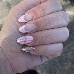 Lavish Nails and Spa - Pink plaid