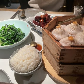 Cheli - Pea shoots, soup dumplings, braised pork belly - Shanghainese Near Me - New York, New York