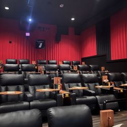 RoadHouse Cinemas - Theater 7