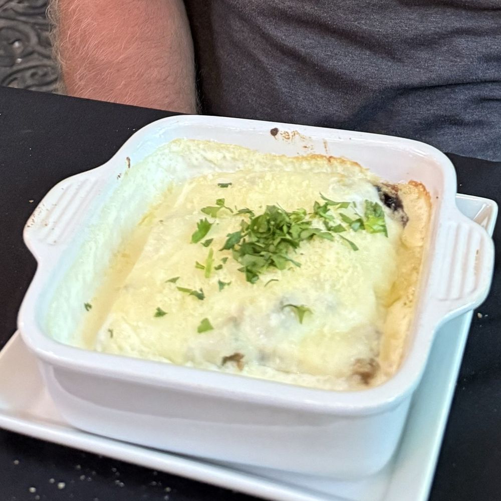 Amore Mio Italian Bistro - Pope's Lasagna... it may not look that big... but it is a LOT of yummy goodness! - Italian Near Me - Placerville, California Amore Mio Italian Bistro - Pope's Lasagna... it may not look that big... but it is a LOT of yummy goodness! - Italian Near Me - Placerville, California