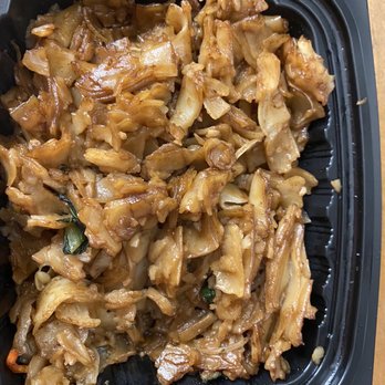 Five Happiness - Beef chow fun - Chinese Near Me - New Orleans, Louisiana Five Happiness - Beef chow fun - Chinese Near Me - New Orleans, Louisiana
