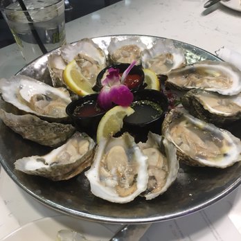 The Oyster Bar - Dozen Oysters - Bars Near Me - Stateline, Nevada The Oyster Bar - Dozen Oysters - Bars Near Me - Stateline, Nevada