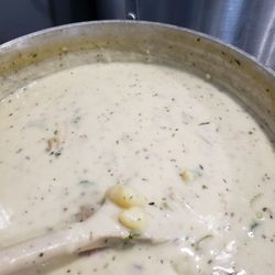 FLOW Motion Grill - All organic, scratch made clam chowder!