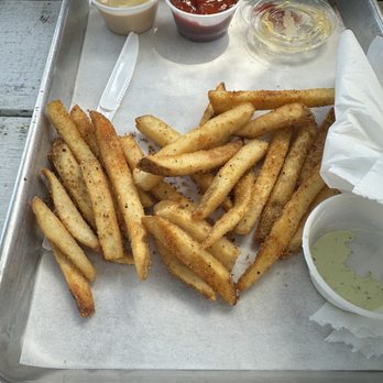 Bear + Flag Roadside - Roadside fries - Sandwiches Near Me - Carmel, California