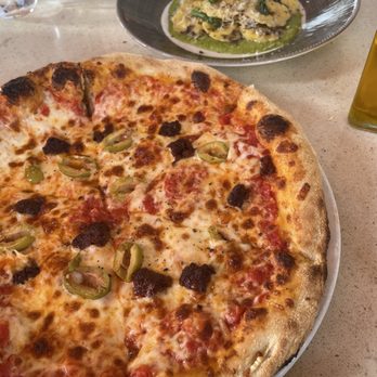 Kitchen76 - Calabrese Pizza - Italian Near Me - Niagara-on-the-Lake, Ontario Kitchen76 - Calabrese Pizza - Italian Near Me - Niagara-on-the-Lake, Ontario