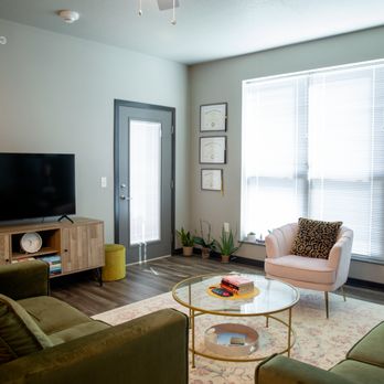 The Emory - Altoona - Apartments Near Me - Altoona, Iowa The Emory - Altoona - Apartments Near Me - Altoona, Iowa
