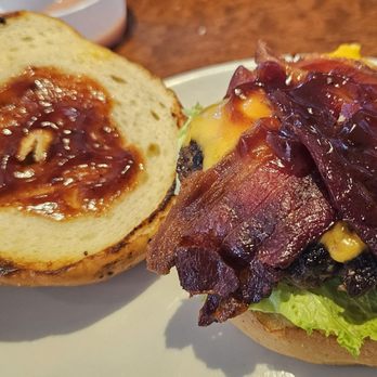 Blu Star Grill - Bacon cheeseburger - American Near Me - Mooresville, North Carolina