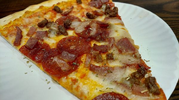 Krave Pizza by null