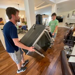 Starving Artist Movers - Let our team of experienced movers make your move stress free!