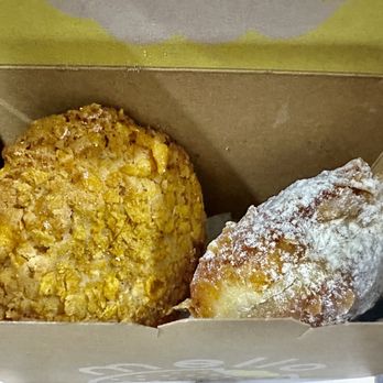 Mello - Donuts Near Me - Vancouver, British Columbia