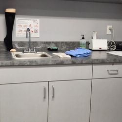 Swift Vein Institute - Treatment room