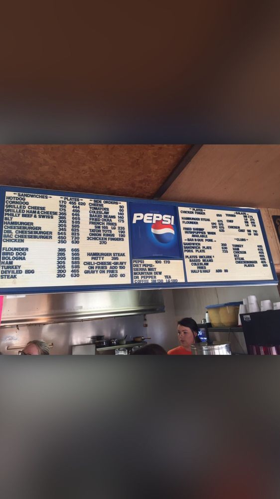 B&R Restaurant and BBQ Image