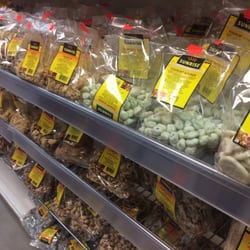Østfold Dagligvarer - Utvalg av snacks basert på frø, nøtter og tørket frukt!