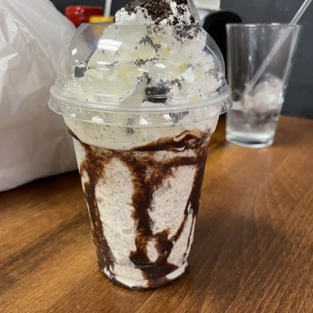 MABELS - Cookies n cream milkshake - Ice Cream & Frozen Yogurt Near Me - Powhatan, Virginia