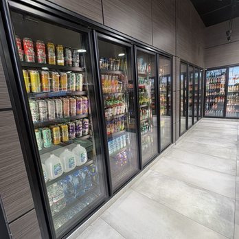 Shell - Cold Beverage Cookers - Gas Stations Near Me - Burbank, Illinois