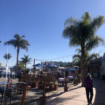 Capitola State Beach - Outdoor dining in downtown Capitola - Beaches Near Me - Capitola, California Capitola State Beach - Outdoor dining in downtown Capitola - Beaches Near Me - Capitola, California