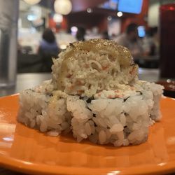 KiKu Revolving Sushi - Baked Scallops Roll