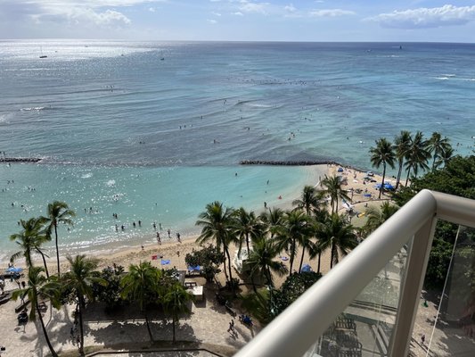 Waikiki Circle Hotel by null